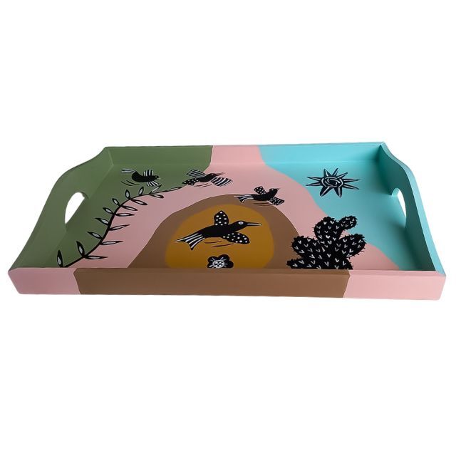 bandeja em madeira, pintada à mão.