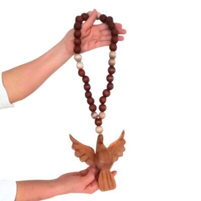 Colar Decorativo com Divino 42cm – Madeira – CDP3