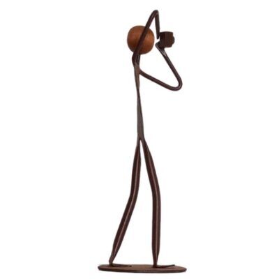 O Fotógrafo – Escultura em Ferro e Madeira