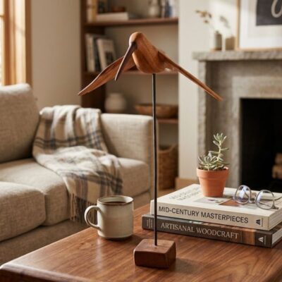 Beija-flor Asas para Baixo Para Mesa – em Madeira – na Haste